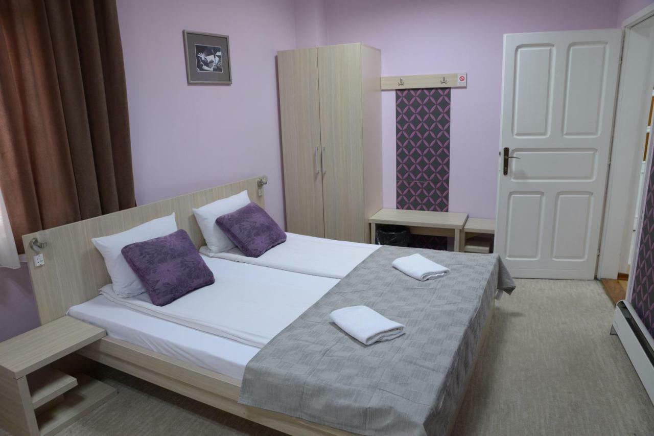 Guest House Golden Coin Nis Luaran gambar