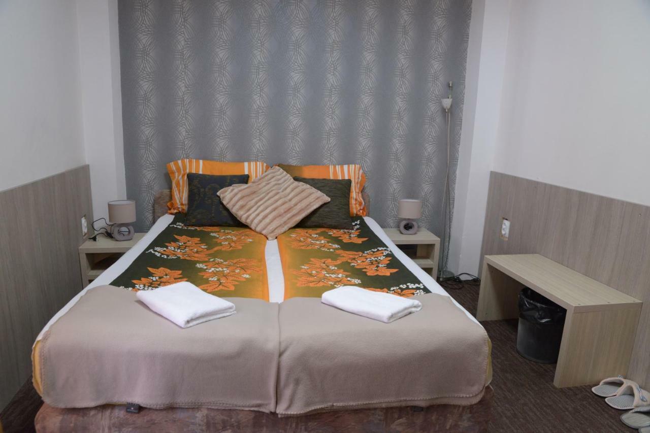 Guest House Golden Coin Nis Luaran gambar