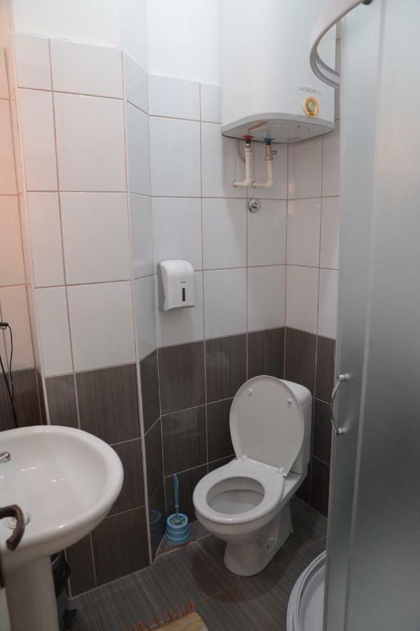Guest House Golden Coin Nis Luaran gambar
